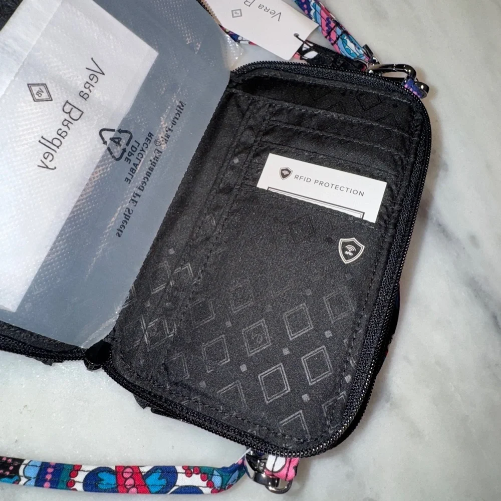 NWT Vera Bradley All in One Wristlet, Purse, Wallet crossbody - Picture 6 of 6